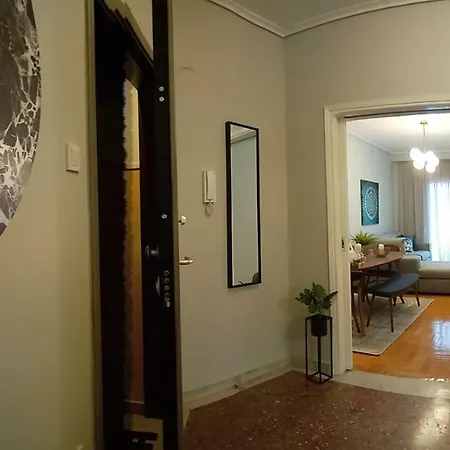 Royal Deluxe Apt. Saloniki