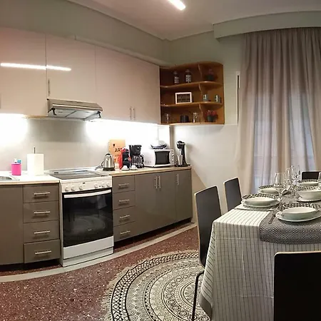 Royal Deluxe Apt. Saloniki
