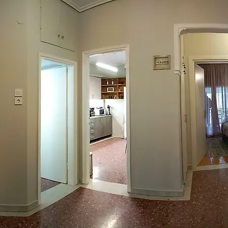 Royal Deluxe Apt. *