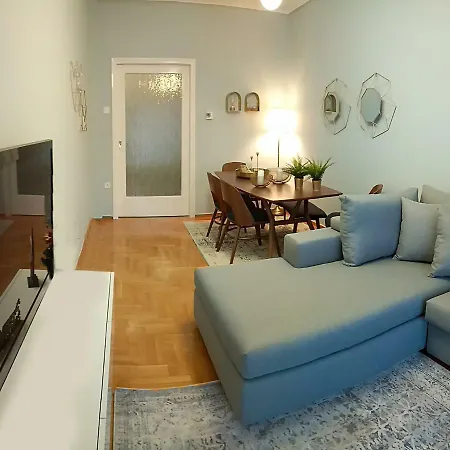 Lägenhet Royal Deluxe Apt. *