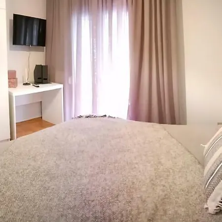 شقة Royal Deluxe Apt. سالونيك